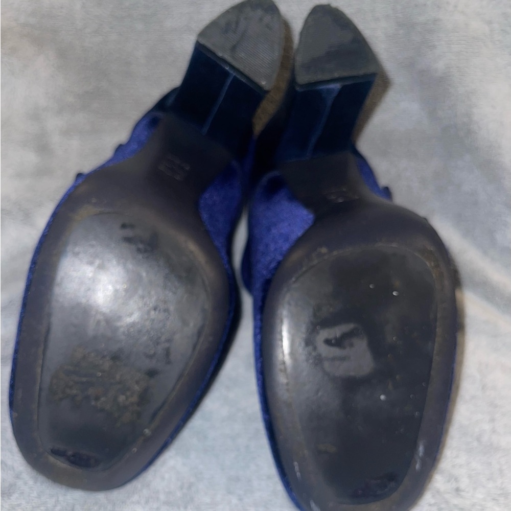 TORY BURCH BLUE VELVET CARLEY. EUC - Picture 7 of 7